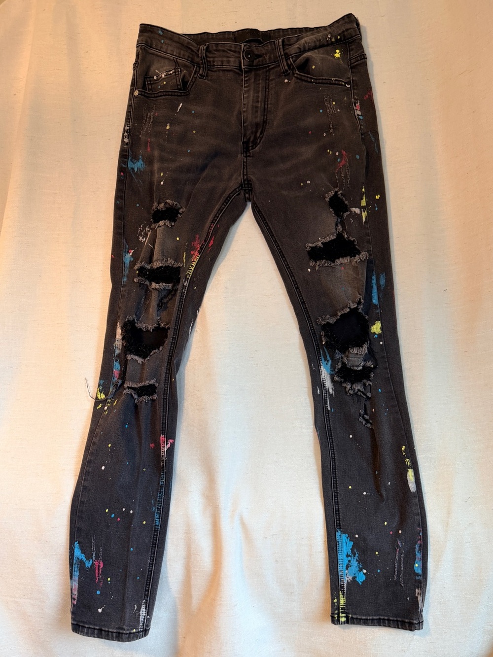 KDNK 1141411 Men’s Black Paint Splatter Distressed Skinny Jeans 32